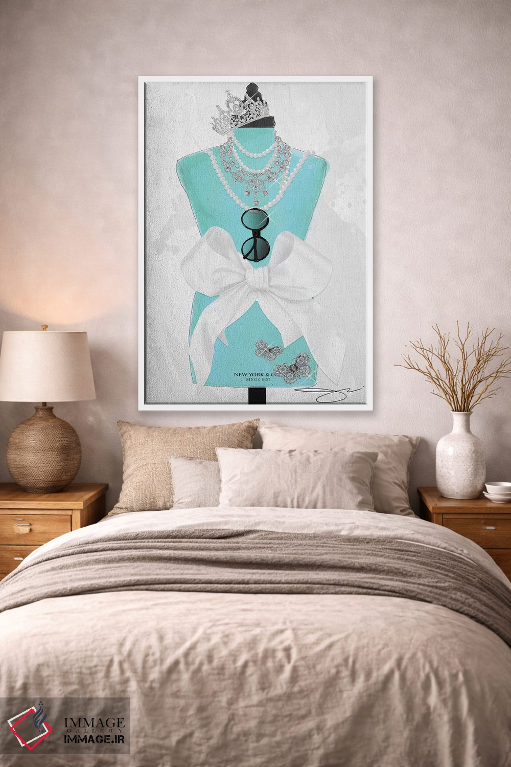 تابلو دکوراتیو دختر نیویورکی اثر استودیو وان - D1W