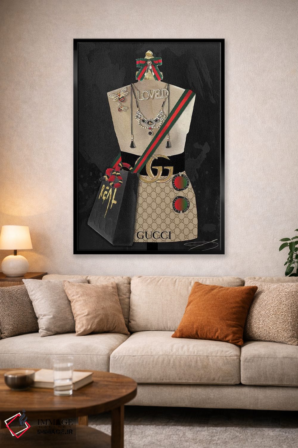 تابلو دکوراتیو دختر رومی اثر استودیو وان - D2B