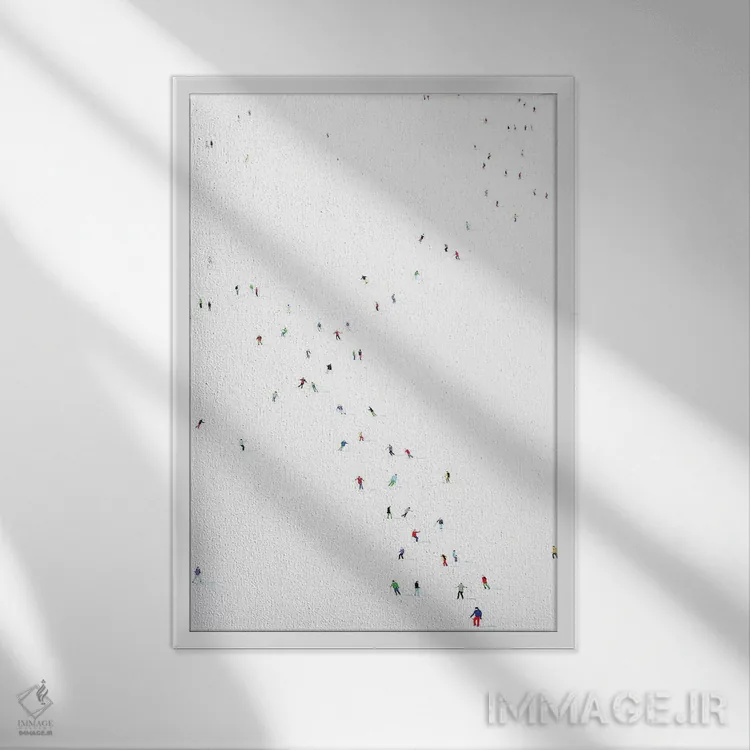 تابلو مینیمال سیاره منجمد چهل و چهارم اثر استفانی هو - نمای قابدار سفید