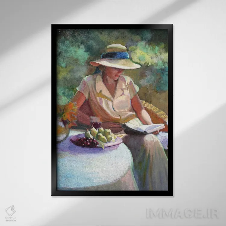 تابلو دکوراتیو دختر با لباس زرد اثر سالی روزنبام - نمای قابدار مشکی