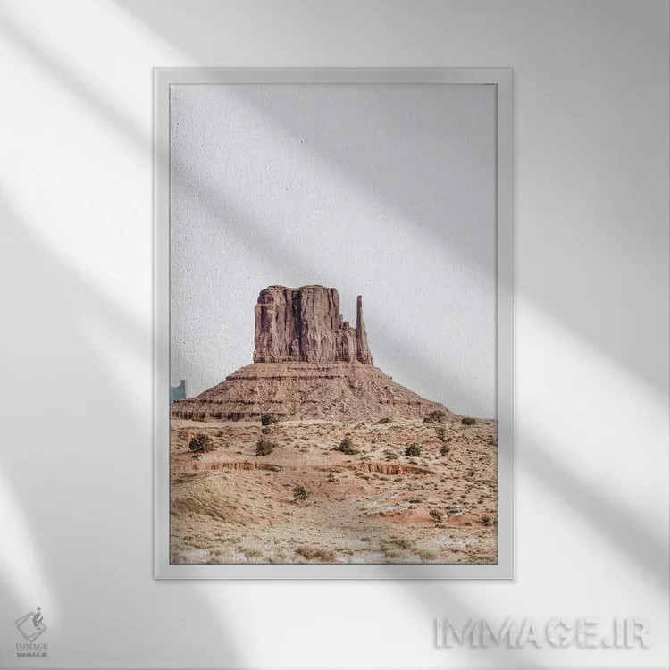 تابلو دکوراتیو دره یادبود اثر سیسی و سب - نمای قابدار سفید