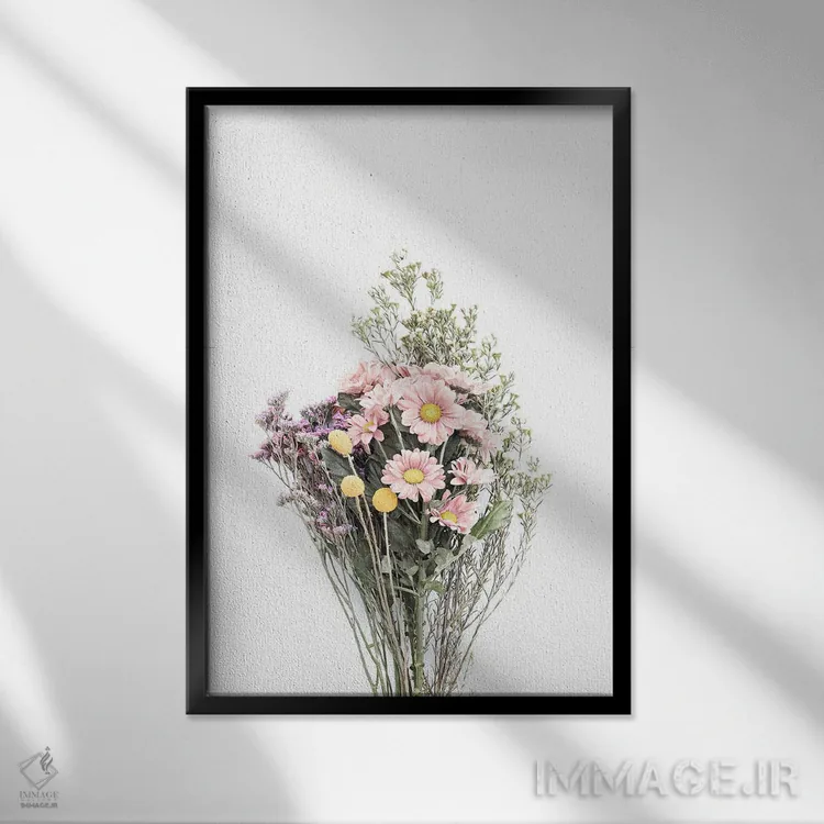 تابلو دکوراتیو گل های وحشی اثر سیسی و سب - نمای قابدار مشکی