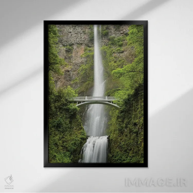 تابلو دکوراتیو Oregon,آبشار مولتنومه، اورگون اثر استفان هفل - نمای قابدار مشکی