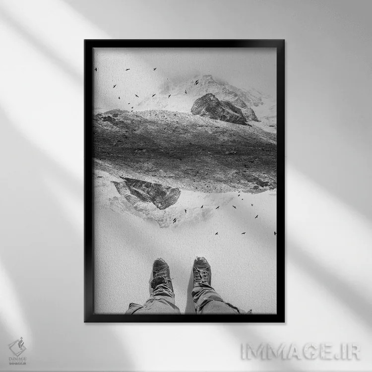 تابلو دکوراتیو زمین محکم اثر استویان هیتروف - نمای قابدار مشکی