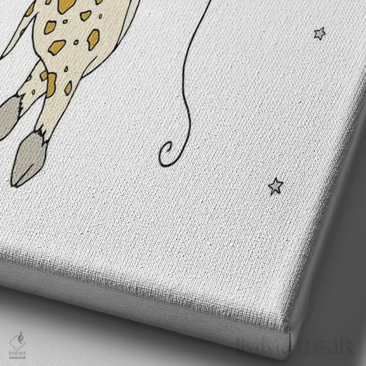 تابلو دکوراتیو بادکنک ستاره زرافه اثر دیزاینز سوییت ملودی - نمای نزدیک بافت بوم