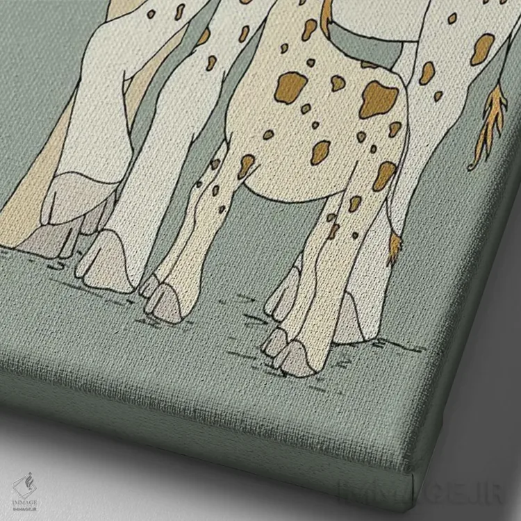 تابلو دکوراتیو خانواده زرافه اثر دیزاینز سوییت ملودی - نمای نزدیک بافت بوم