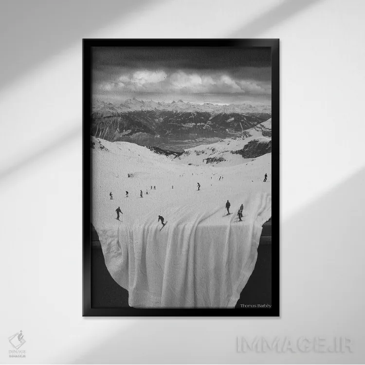 تابلو دکوراتیو اوه شیت! اثر توماس باربی - نمای قابدار مشکی