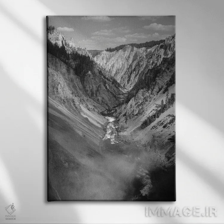 تابلو دکوراتیو یلوستون سیاه و سفید اثر تیل پروداکشن - نمای روبهرو روی دیوار