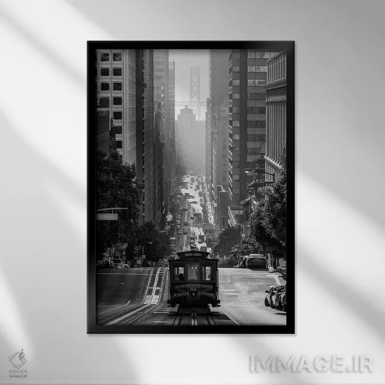 تابلو دکوراتیو خیابان کالیفرنیا اثر ماتئو کولومبو - نمای قابدار مشکی