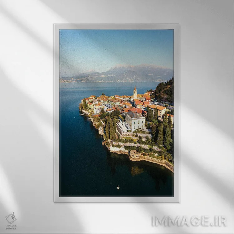 تابلو دکوراتیو Lake Como, Italy,یک روز در وارنا، دریاچه کومو، ایتالیا اثر ماتئو کولومبو - نمای قابدار سفید