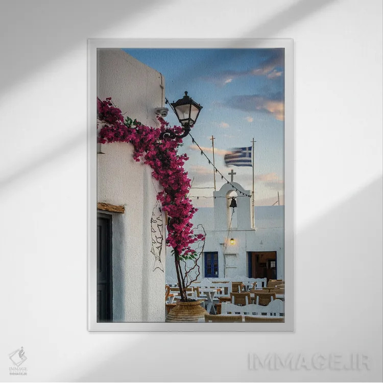 تابلو دکوراتیو Paros, Greece I,طلوع در شهر سفید، پاروس، یونان I اثر ماتئو کولومبو - نمای قابدار سفید
