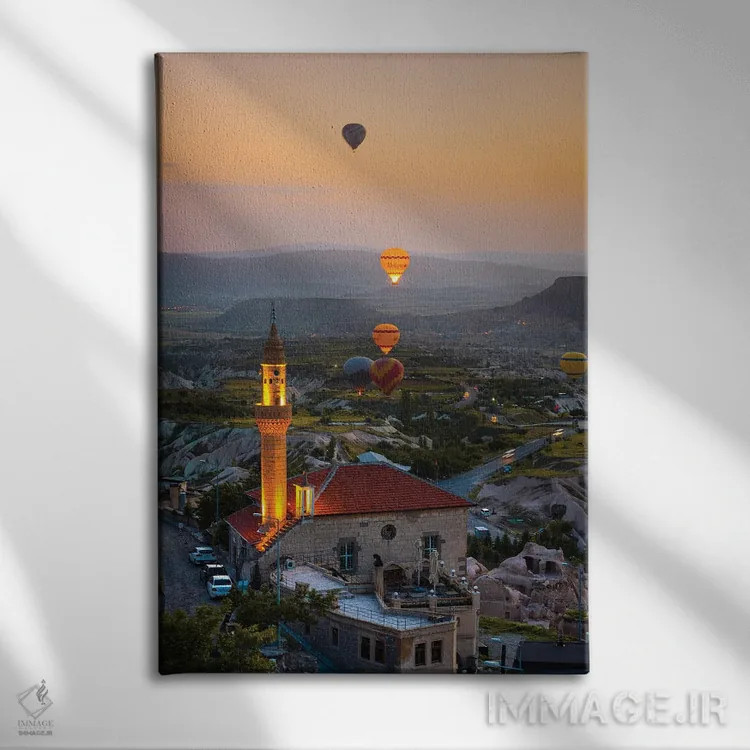 تابلو دکوراتیو Turkey,طلوع نور بر کاپادوکیه، ترکیه اثر ماتئو کولومبو - نمای روبهرو روی دیوار
