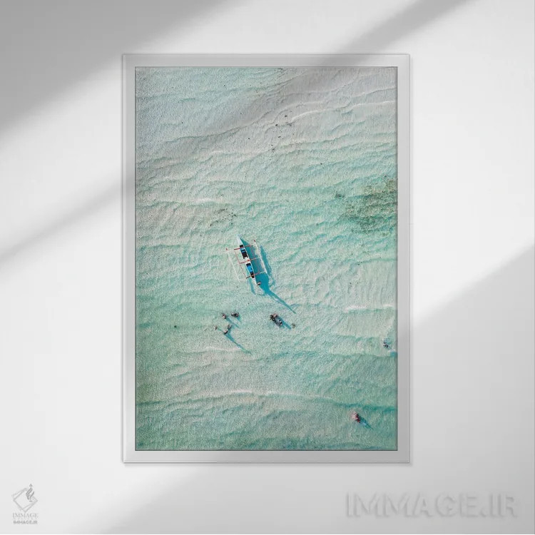 تابلو دکوراتیو ماهیگیری در دریای گرمسیری، فیلیپین اثر ماتئو کولومبو - نمای قابدار سفید