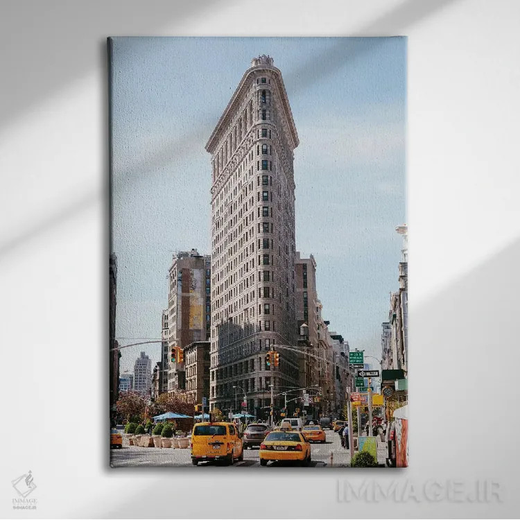 تابلو دکوراتیو New York City,تاکسی های زرد و ساختمان فلت آیرون، نیویورک اثر ماتئو کولومبو - نمای روبهرو روی دیوار