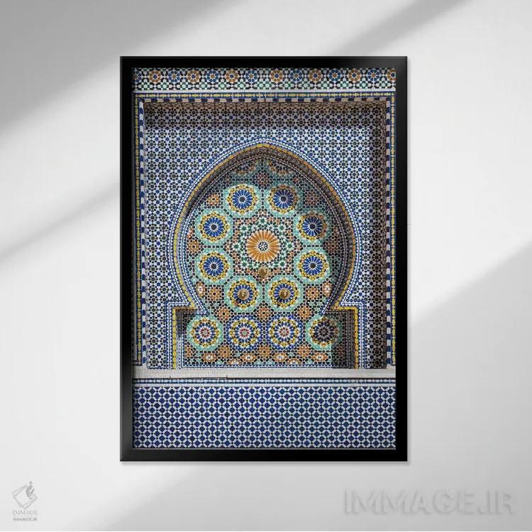 تابلو دکوراتیو Meknes, Morocco,فواره کاشی کاری شده تزیینی، مکناس، مراکش اثر ماتئو کولومبو - نمای قابدار مشکی