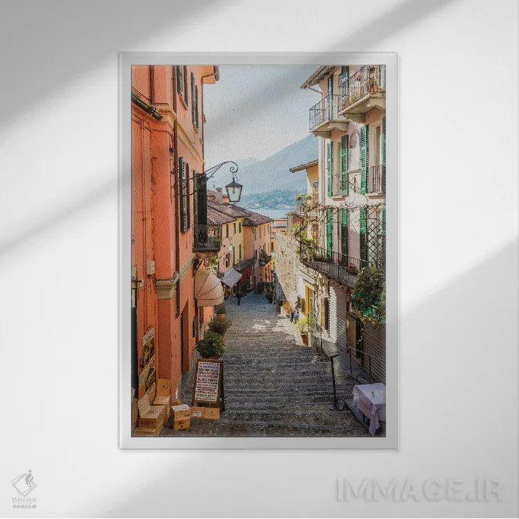 تابلو دکوراتیو Lake Como, Italy,در خیابان های بلاجیو، دریاچه کومو، ایتال… اثر ماتئو کولومبو - نمای قابدار سفید