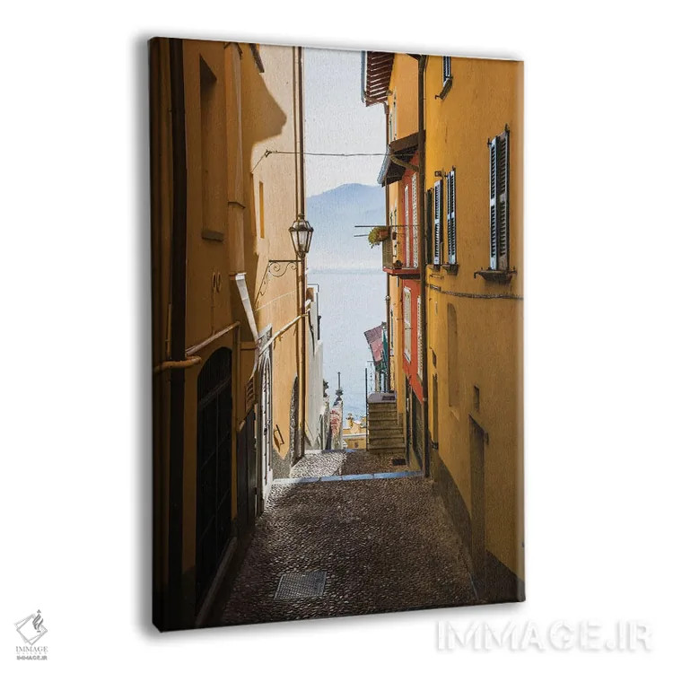 تابلو دکوراتیو Varenna, Italy,خیابان زرد منتهی به دریاچه کومو، وارنا، ای… اثر ماتئو کولومبو - نمای پرسپکتیو محصول