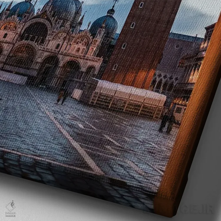 تابلو دکوراتیو Venice, Italy,میدان سن مارکو در سپیده دم، ونیز، ایتالیا اثر ماتئو کولومبو - نمای نزدیک بافت بوم