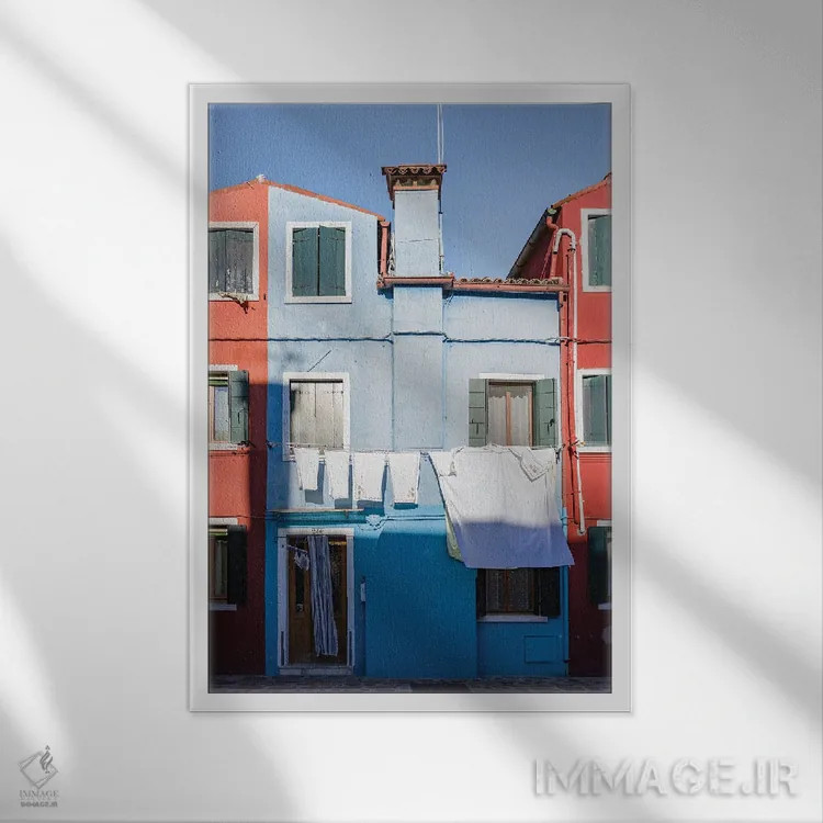 تابلو دکوراتیو Venice, Italy II,خانه های قرمز و آبی در جزیره بورانو، ونی… اثر ماتئو کولومبو - نمای قابدار سفید