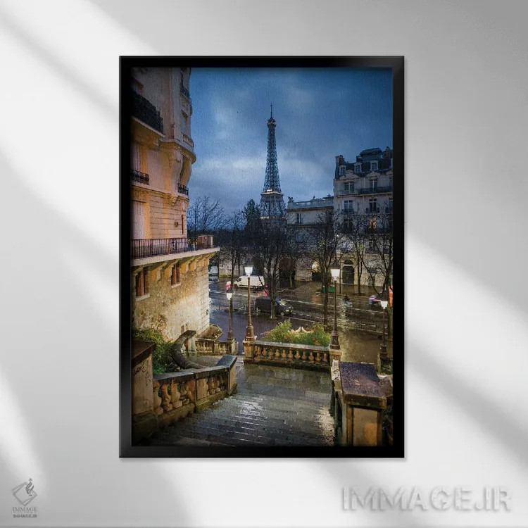 تابلو دکوراتیو Paris, France,راه پله و برج ایفل در شب، پاریس، فرانسه اثر ماتئو کولومبو - نمای قابدار مشکی