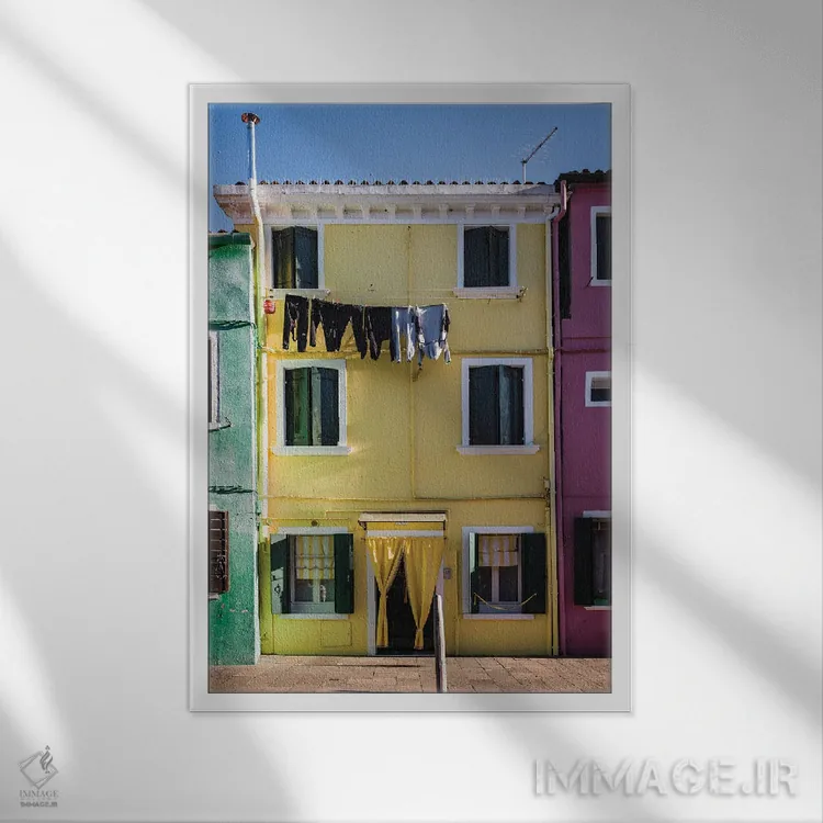 تابلو دکوراتیو Venice, Italy,خانه های رنگارنگ در جزیره بورانو، ونیز، ایت… اثر ماتئو کولومبو - نمای قابدار سفید