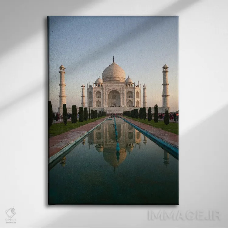 تابلو دکوراتیو Agra, India II,تاج محل هنگام طلوع آفتاب، آگرا، هند اثر ماتئو کولومبو - نمای روبهرو روی دیوار