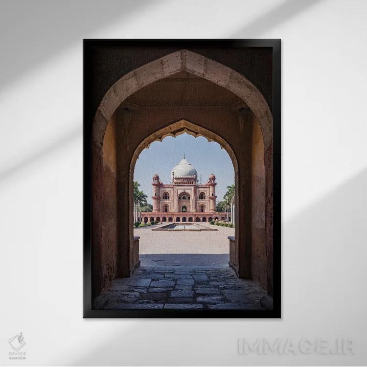 تابلو دکوراتیو New Delhi, India I,مقبره صفدرجنگ، دهلی نو، هند اثر ماتئو کولومبو - نمای قابدار مشکی