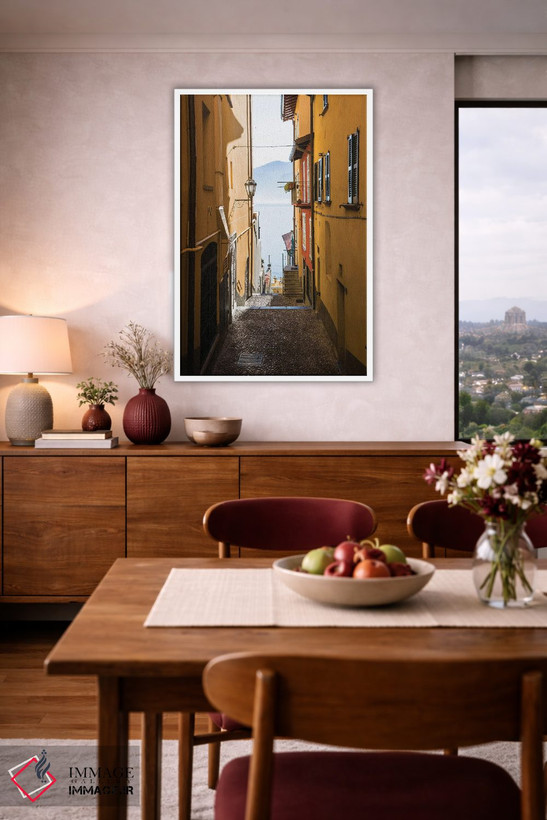 تابلو دکوراتیو Varenna, Italy,خیابان زرد منتهی به دریاچه کومو، وارنا، ای… اثر ماتئو کولومبو - D4W
