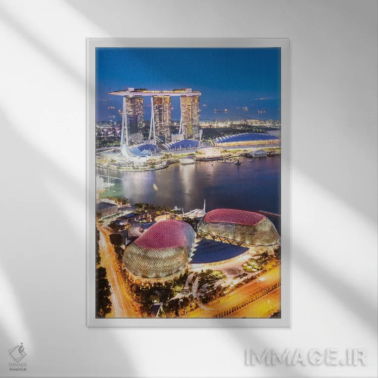 تابلو دکوراتیو Singapore,مارینا بی سندز در گرگ و میش، سنگاپور اثر ماتئو کولومبو - نمای قابدار سفید