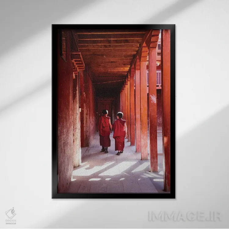 تابلو دکوراتیو Nepal,دو راهب جوان، نپال اثر ماتئو کولومبو - نمای قابدار مشکی