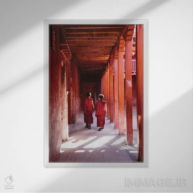 تابلو دکوراتیو Nepal,دو راهب جوان، نپال اثر ماتئو کولومبو - نمای قابدار سفید