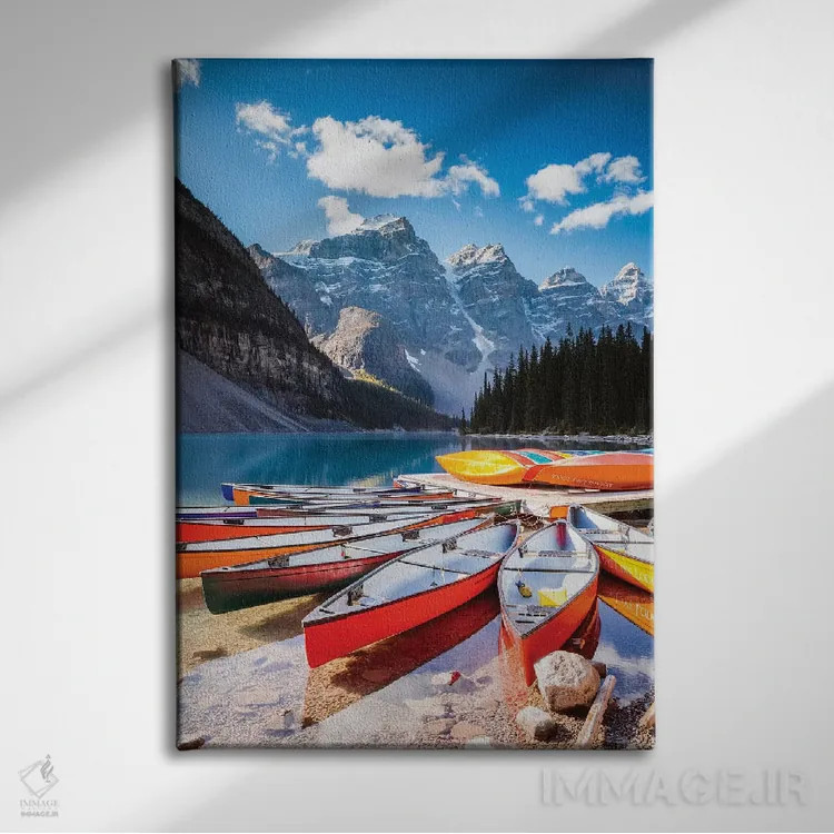 تابلو دکوراتیو Moraine Lake, Canada,قایق های پارویی، دریاچه مورین، کاناد… اثر ماتئو کولومبو - نمای روبهرو روی دیوار