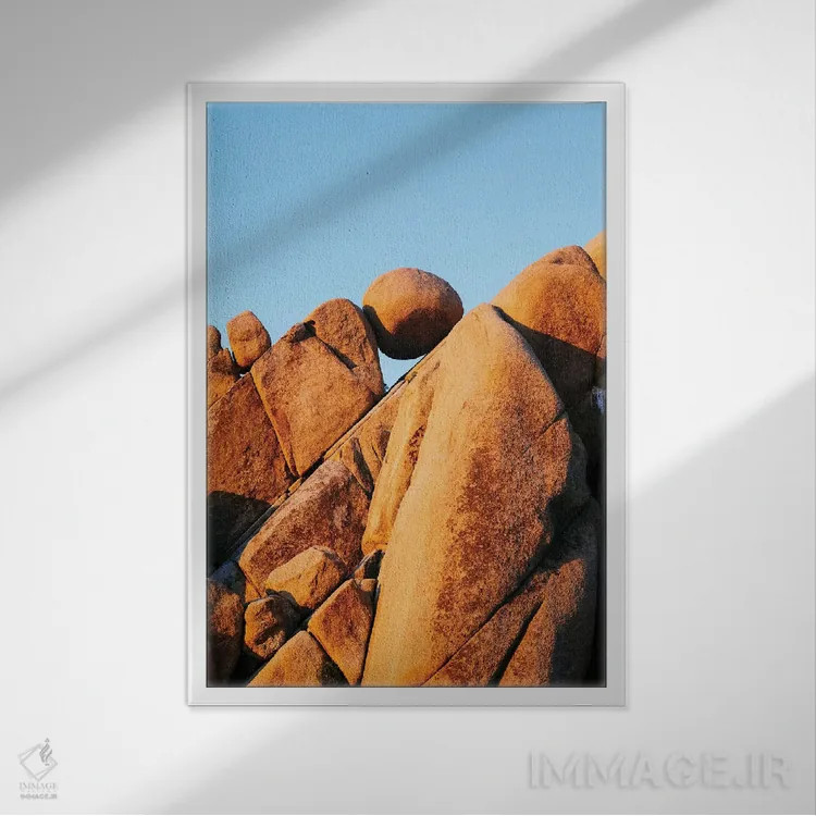 تابلو دکوراتیو Joshua Tree,سنگ تعادلی، درخت جوشوا اثر ماتئو کولومبو - نمای قابدار سفید