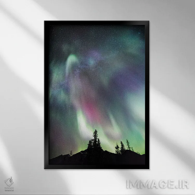 تابلو دکوراتیو Canada,شفق قطبی و راه شیری، کانادا اثر ماتئو کولومبو - نمای قابدار مشکی