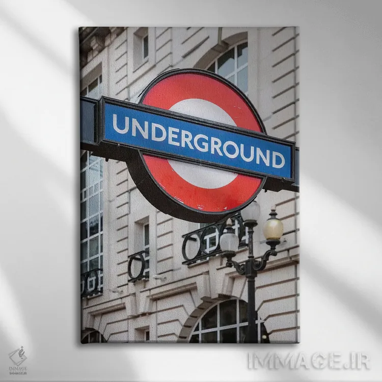 تابلو دکوراتیو London, UK,مترو لندن، انگلیس اثر ماتئو کولومبو - نمای روبهرو روی دیوار