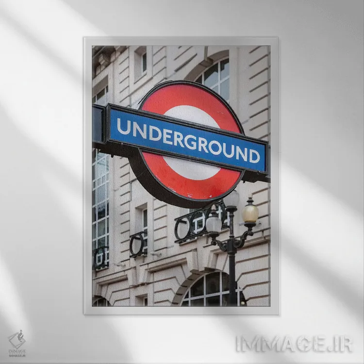 تابلو دکوراتیو London, UK,مترو لندن، انگلیس اثر ماتئو کولومبو - نمای قابدار سفید