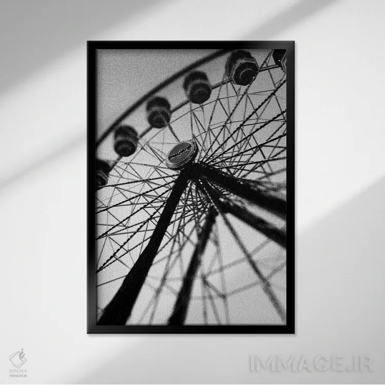 تابلو دکوراتیو زمین بازی شش اثر فروشگاه طراحی میسی - نمای قابدار مشکی