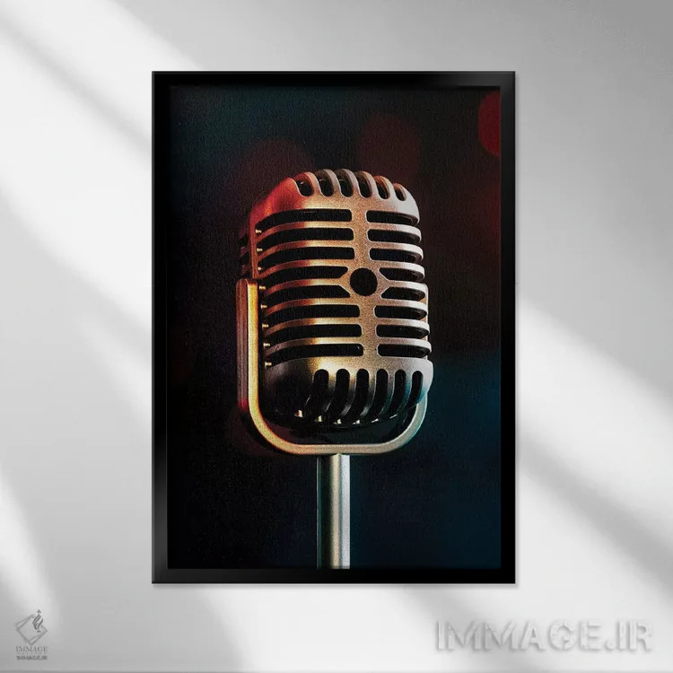 تابلو دکوراتیو میکروفون رترو ۳ اثر تام کوارترمین - نمای قابدار مشکی
