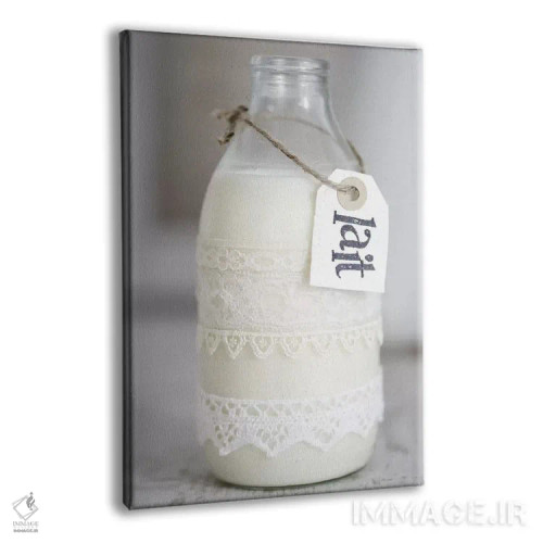 تابلو دکوراتیو بطری شیر با نوشته 'Lait' اثر تام کوارترمین - نمای پرسپکتیو محصول