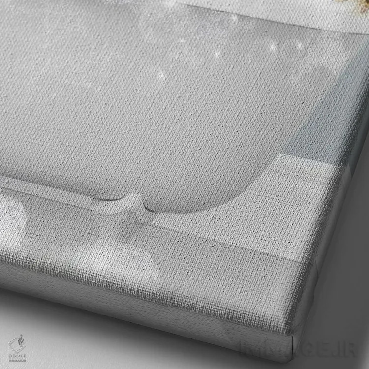 تابلو دکوراتیو زرافه در وان حمام اثر چاپ های تاینی ترژر - نمای نزدیک بافت بوم