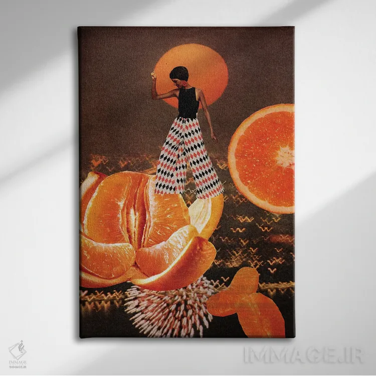 تابلو دکوراتیو ماه نارنجی اثر تایلر وارسل - نمای روبهرو روی دیوار