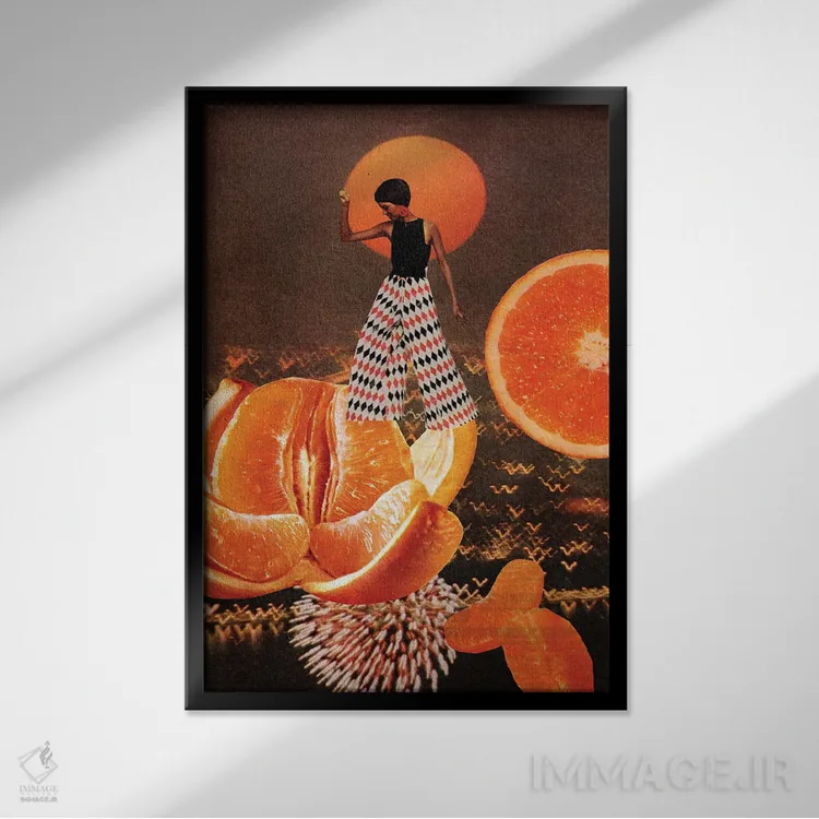 تابلو دکوراتیو ماه نارنجی اثر تایلر وارسل - نمای قابدار مشکی