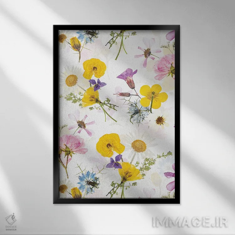 تابلو دکوراتیو چمنزار گل های خشک واقعی اسکانباوراویایی مخصوص نیمه تابستان اثر آرت - نمای قابدار مشکی