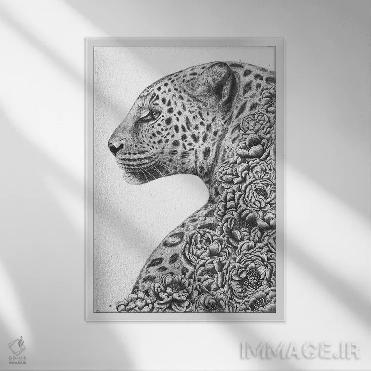 تابلو دکوراتیو پلنگ با گل صدتومانی اثر والریا کورنکوا - نمای قابدار سفید
