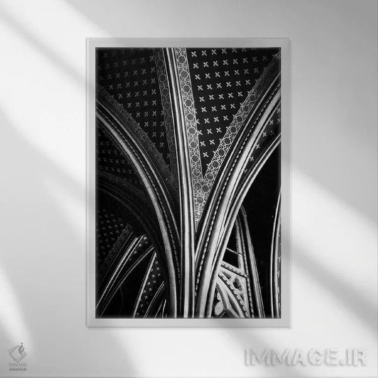 تابلو دکوراتیو کلیسای جامع گوتیک ۲ اثر الکساندر ونانسیو - نمای قابدار سفید