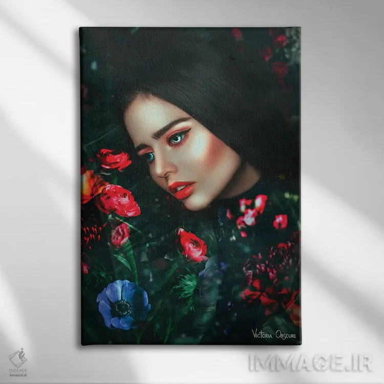 تابلو دکوراتیو زیبایی گل ها ۲ اثر ویکتوریا آبسکیور - نمای روبهرو روی دیوار