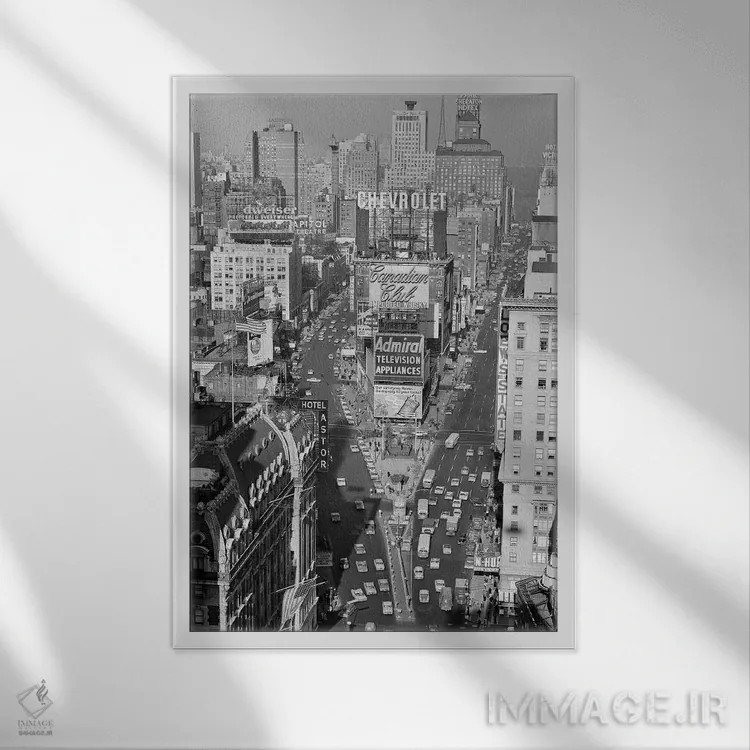 تابلو دکوراتیو منظره مرتفع از ترافیک میدان تایمز نیویورک با نگاه به شمال… اثر تصاویر وینتج - نمای قابدار سفید