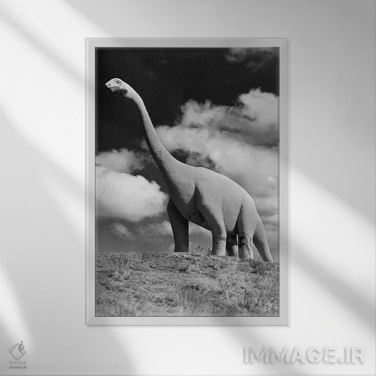 تابلو دکوراتیو تندیس بزرگ و هم اندازه واقعی از دایناسور براونتوساروس منقر… اثر تصاویر وینتج - نمای قابدار سفید