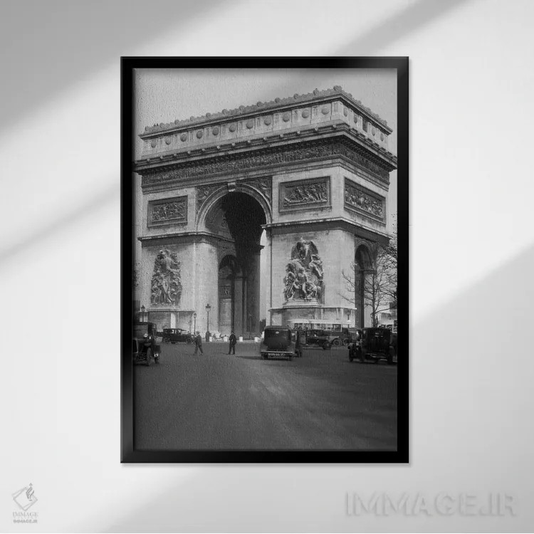 تابلو دکوراتیو طاق نصرت همراه با خودروها، پاریس فرانسه اثر تصاویر وینتج - نمای قابدار مشکی