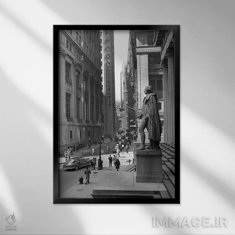 تابلو دکوراتیو خیابان وال استریت از پله های یادبود ملی فدرال هال رو به کل… اثر تصاویر وینتج - نمای قابدار مشکی